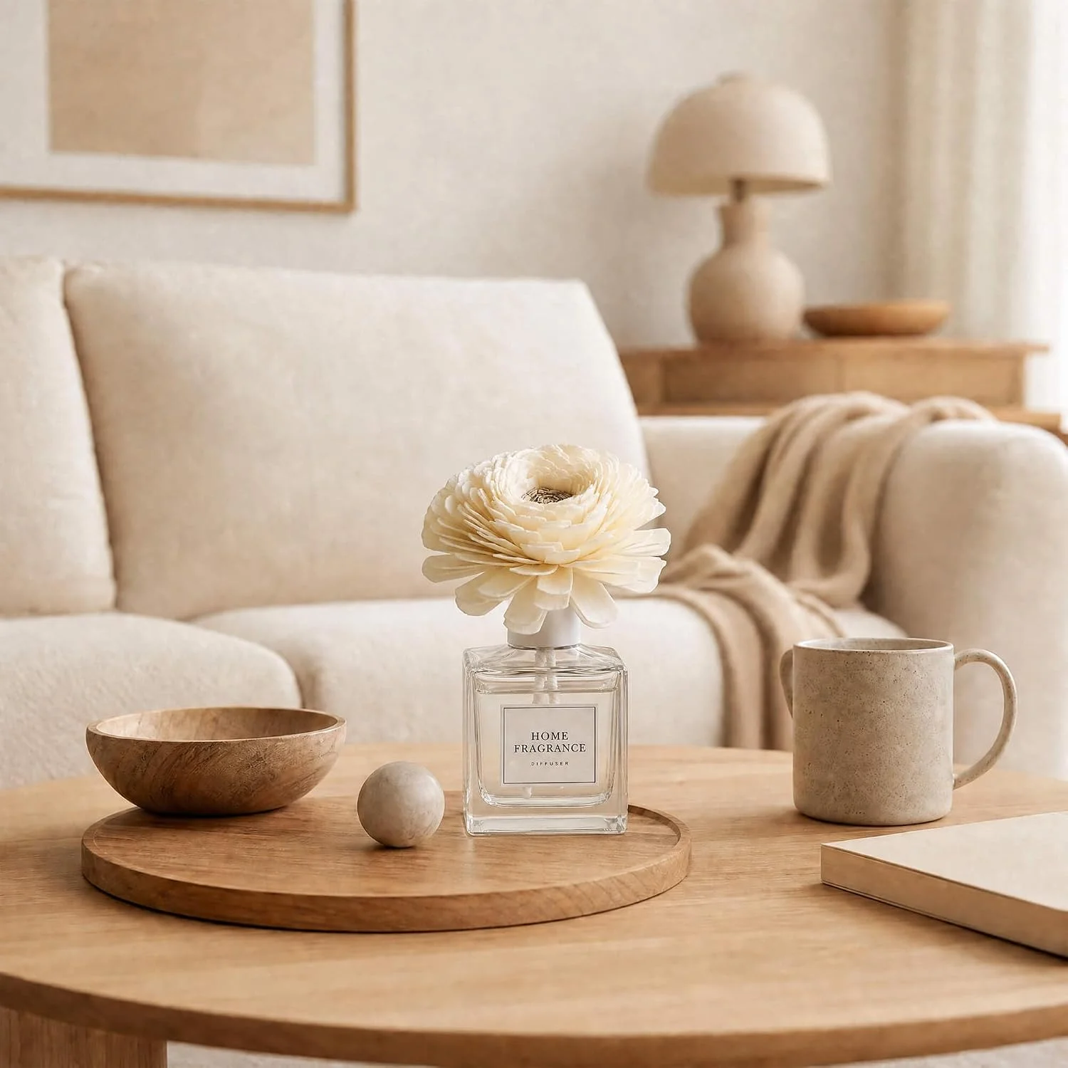 Ivory flower diffuser set, White: flowers in two styled vessels
